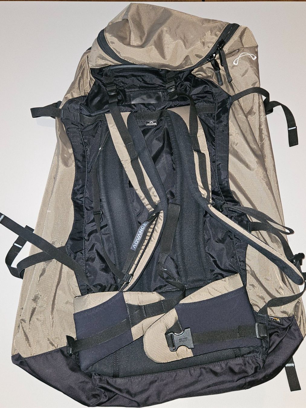 Sport dell'aria & Aquiloni: Advance COMFORTPACK 2 - 130 L – Usato da Kerns venduto da cougar85 1