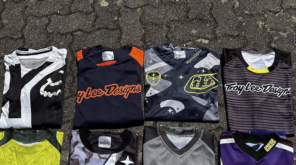 Lotti di vestiti: IXS TroyLee Specialized Endura Fox Royal – Usato da Walterswil SO venduto da Sunshineyupi 2