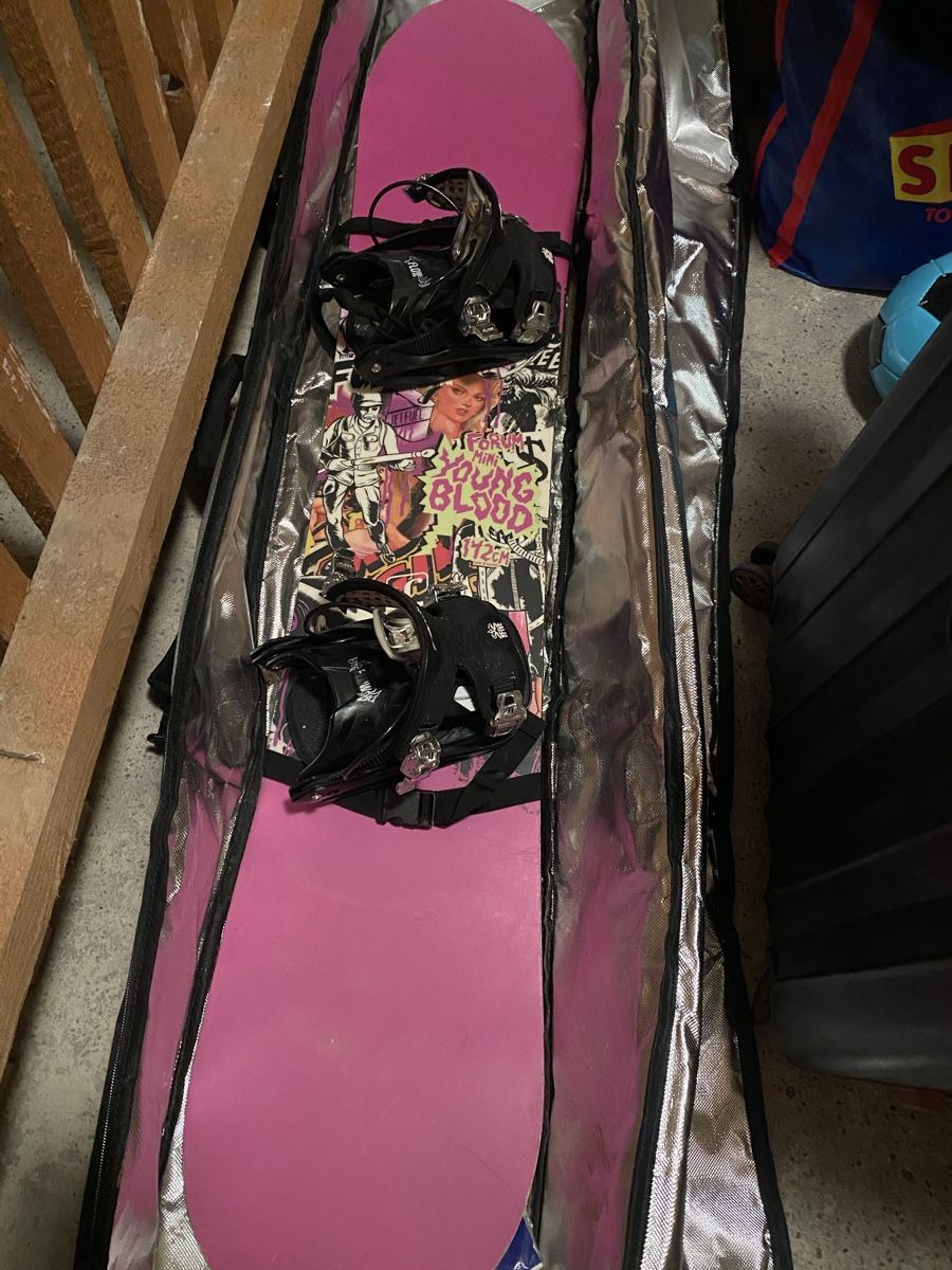 Forum Board: Snowboard Set with Flow Bindings & Boots, Size 36 EU – Usato da Zürich venduto da leo_99g7
