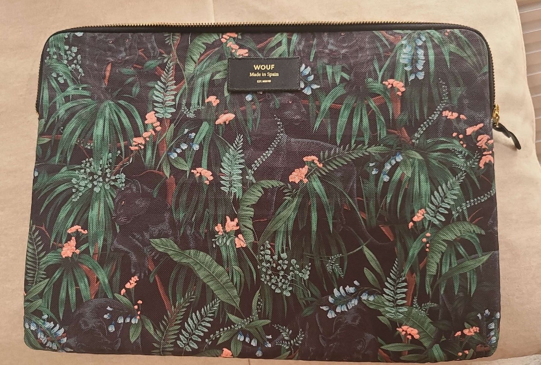 Borse: WOUF Laptoptasche wie neu – Usato da Horgenberg venduto da Klatschmohnmaria 1