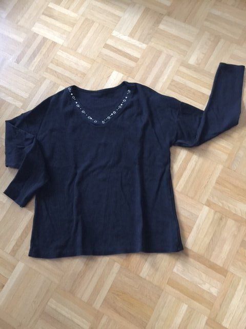 T-Shirts: T`Shirt Gr. M/L – Neu (gemäss Beschreibung) aus Walenstadt von ricamul