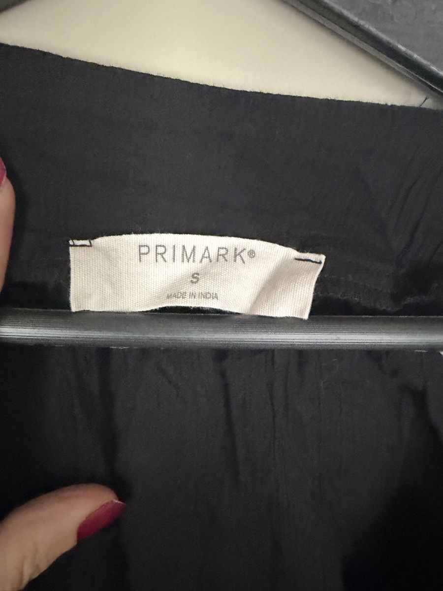Primark Blusen: Primark Black Embroidered Blouse Size S Used – Neu (gemäss Beschreibung) aus Zürich von Mss_sen 2