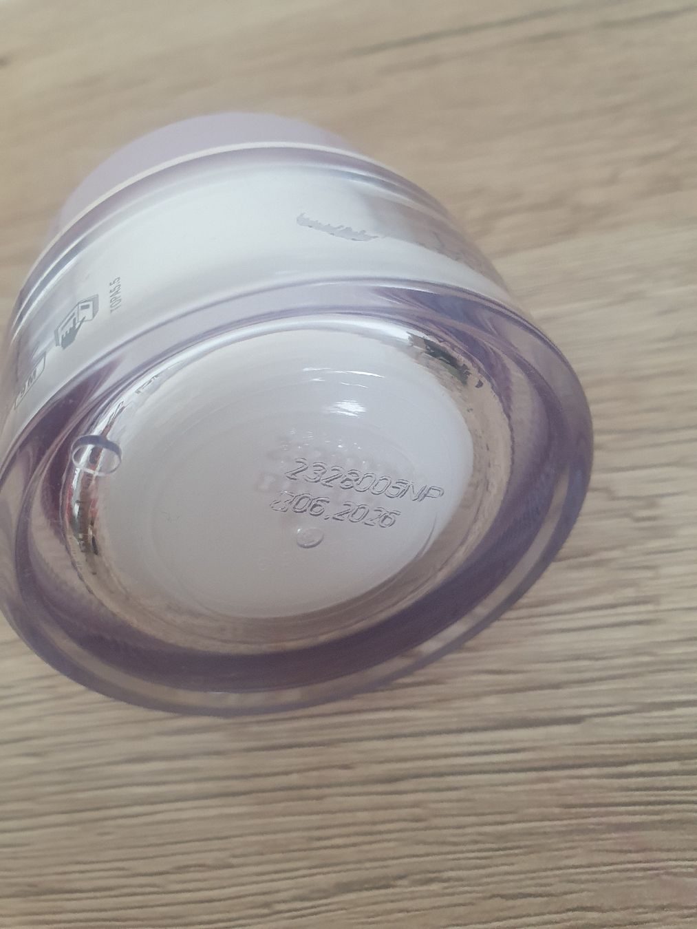 Louis Widmer Gesichtspflege: Louis Widmer Crème Pro-Active Light 50ml – Gebraucht aus Moosseedorf von Sonnenschein.. 1