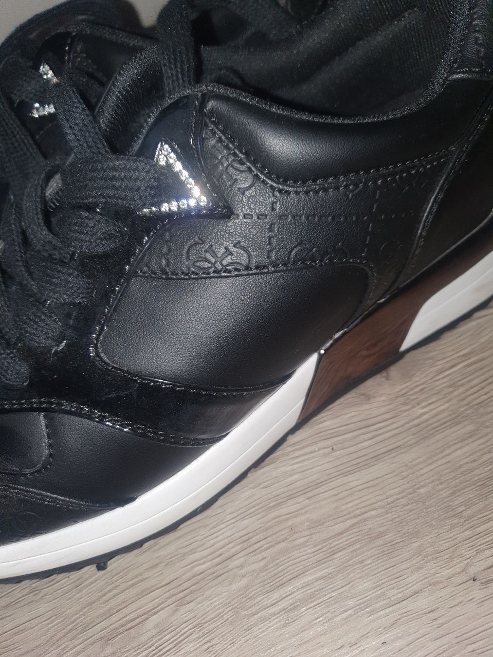 Guess Damenschuhe: Baskets Guess noires, taille 39 – Neu (gemäss Beschreibung) aus Bex von Tiphaine 3