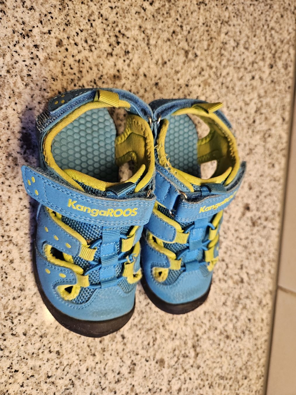 Scarpe per ragazzi: 3x Kinderschuhe Gr.28 – Usato da Ennenda venduto da eel_ts7s 4