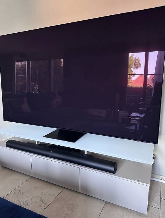 Samsung Appareils TV: Samsung QE77S95C - DEFEKT!! – D'occasion à Bassersdorf par Edd77