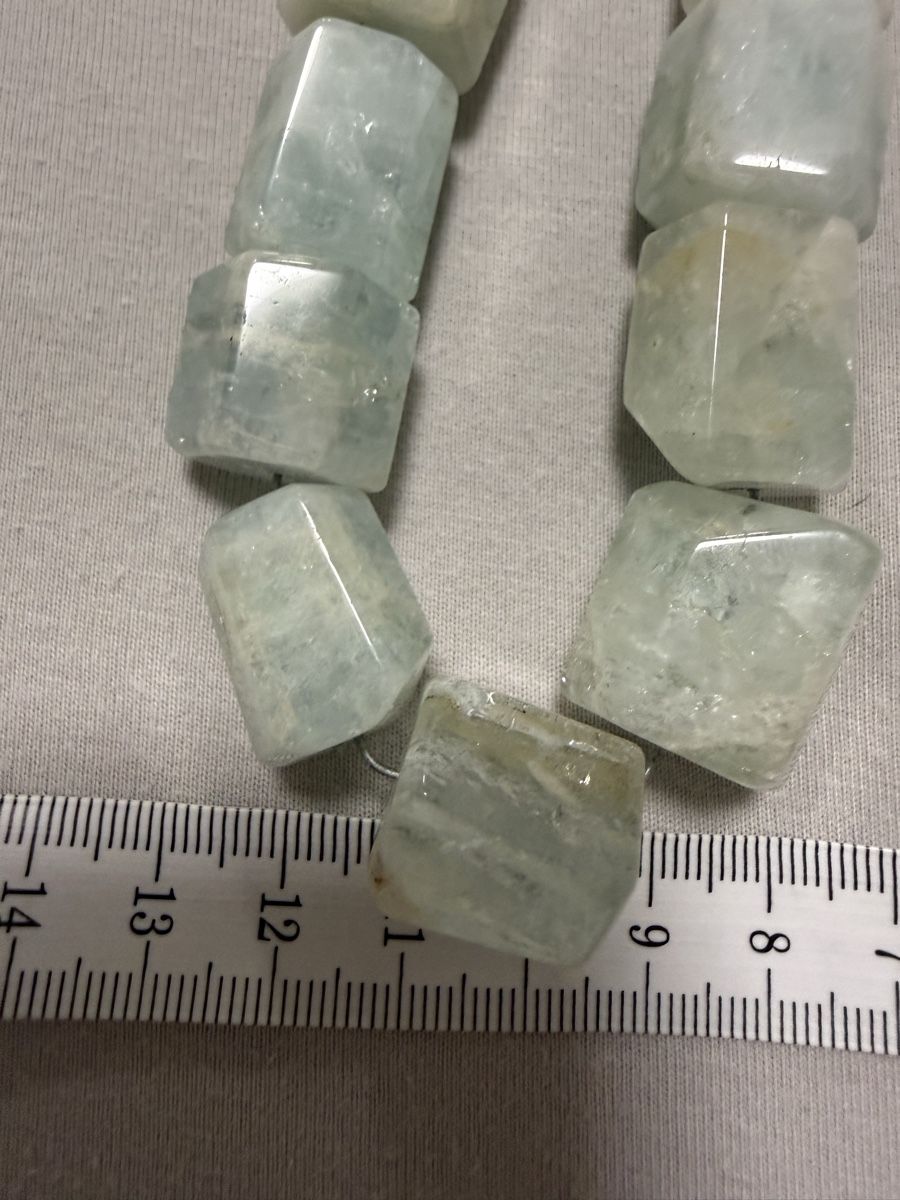 Minéraux & Lithothérapie: Strang mit Aquamarin Kristall  – D'occasion à Oberhof par RealStone 2