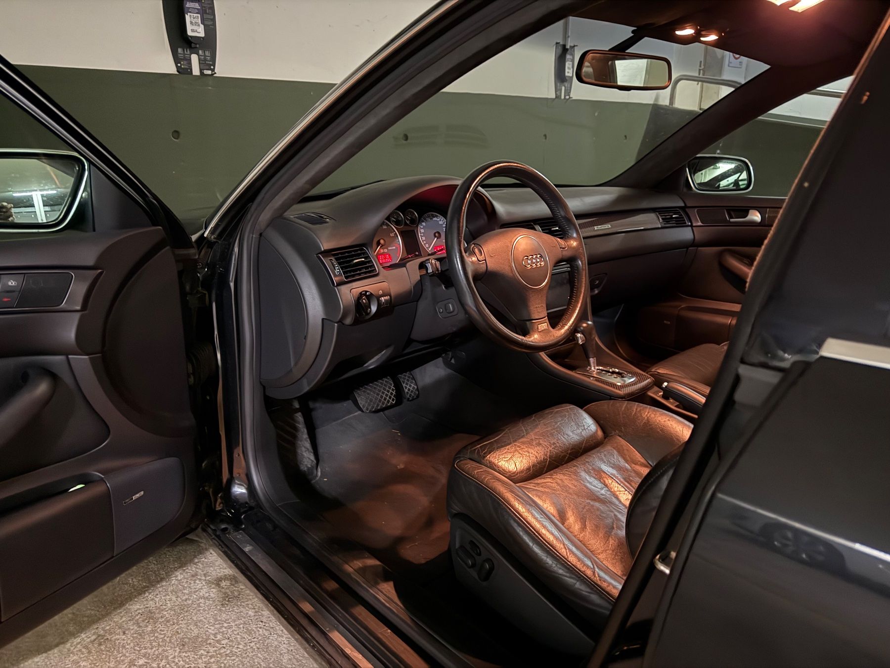 Audi Automobili: Audi S6 C5 Avant 2003 – Usato da Lausanne venduto da r_1_9lcx 6