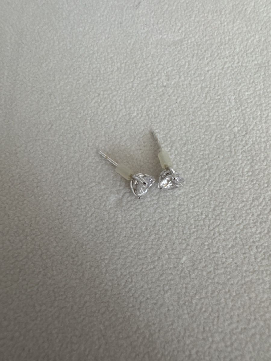 Ohrringe & -stecker: Ohrstecker silber – Gebraucht aus Herzogenbuchsee von _jaaanita 1