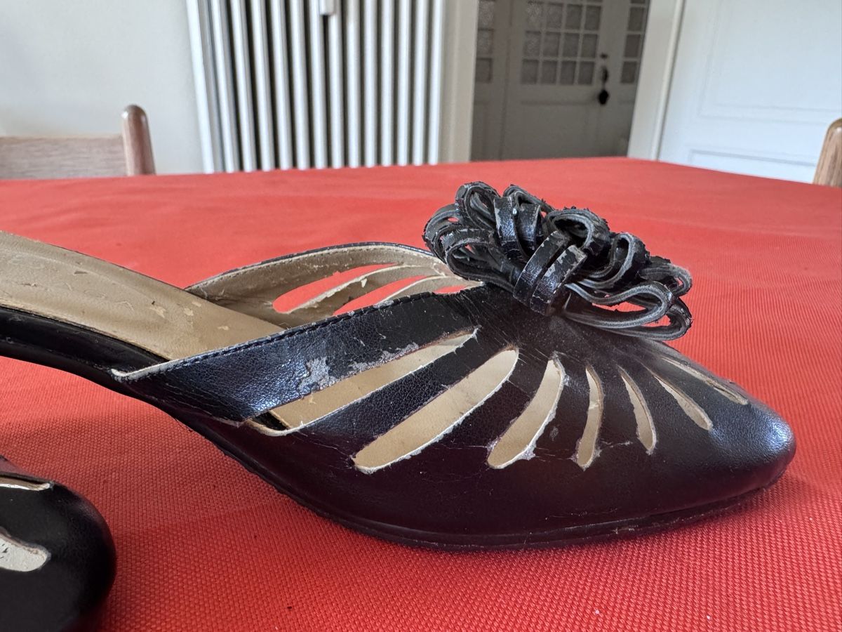 Balenciaga Scarpe da donna: Balenciaga vintage slides – Usato da Basel venduto da FlorinBasel 3