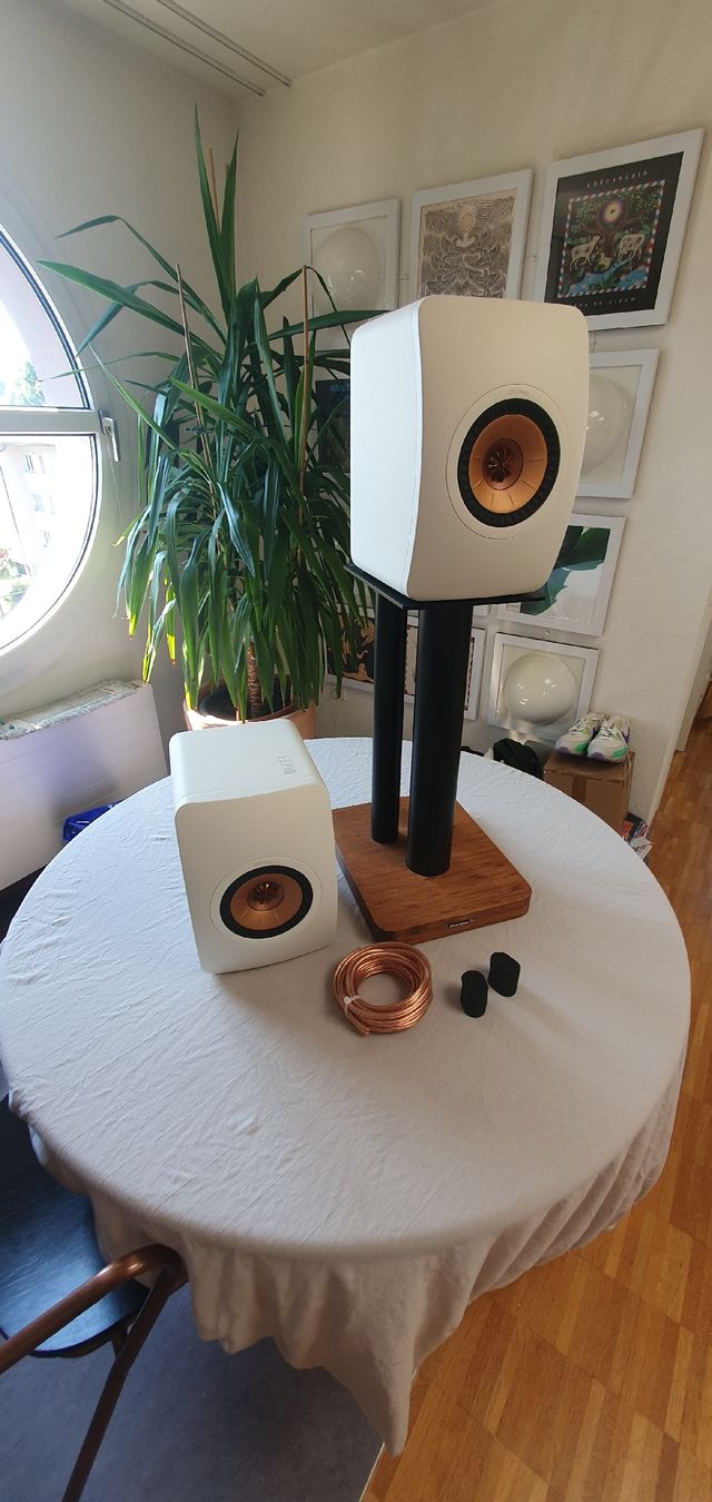 Kef Casse acustiche: Kef Ls 50 Meta, +Atacama Stands – Usato da Zürich venduto da Lutz1440 1