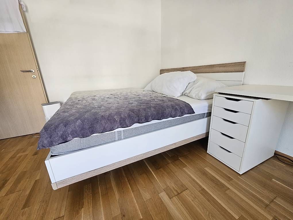 Betten: Bett / Lit (180cm x 200cm) – Gebraucht aus Sion von fue_cfp7 1