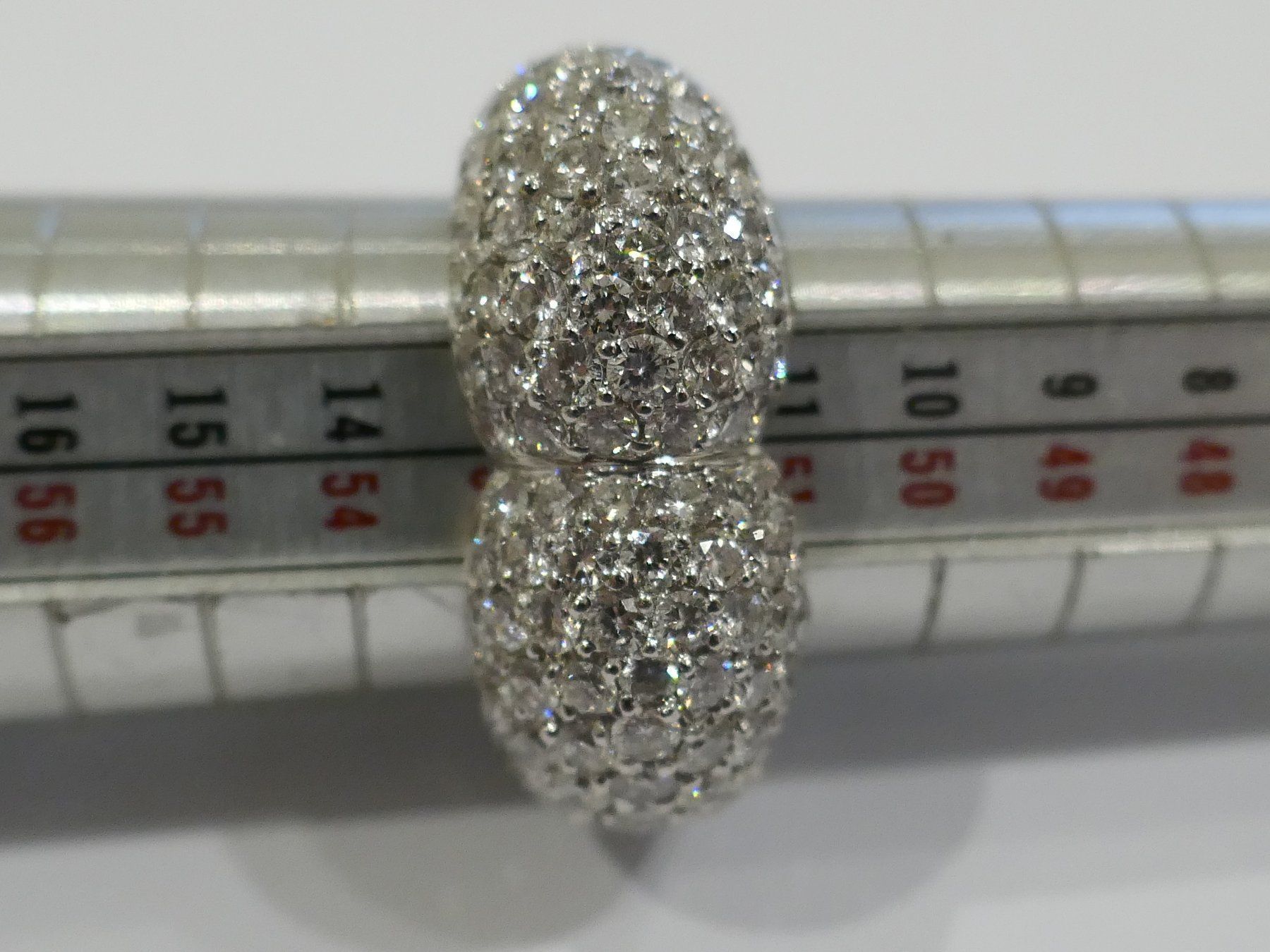 Anelli: Edler Brillant Ring 18 Karat 11,8 gr. – Usato da Schaffhausen venduto da swisswatches-andmore 4