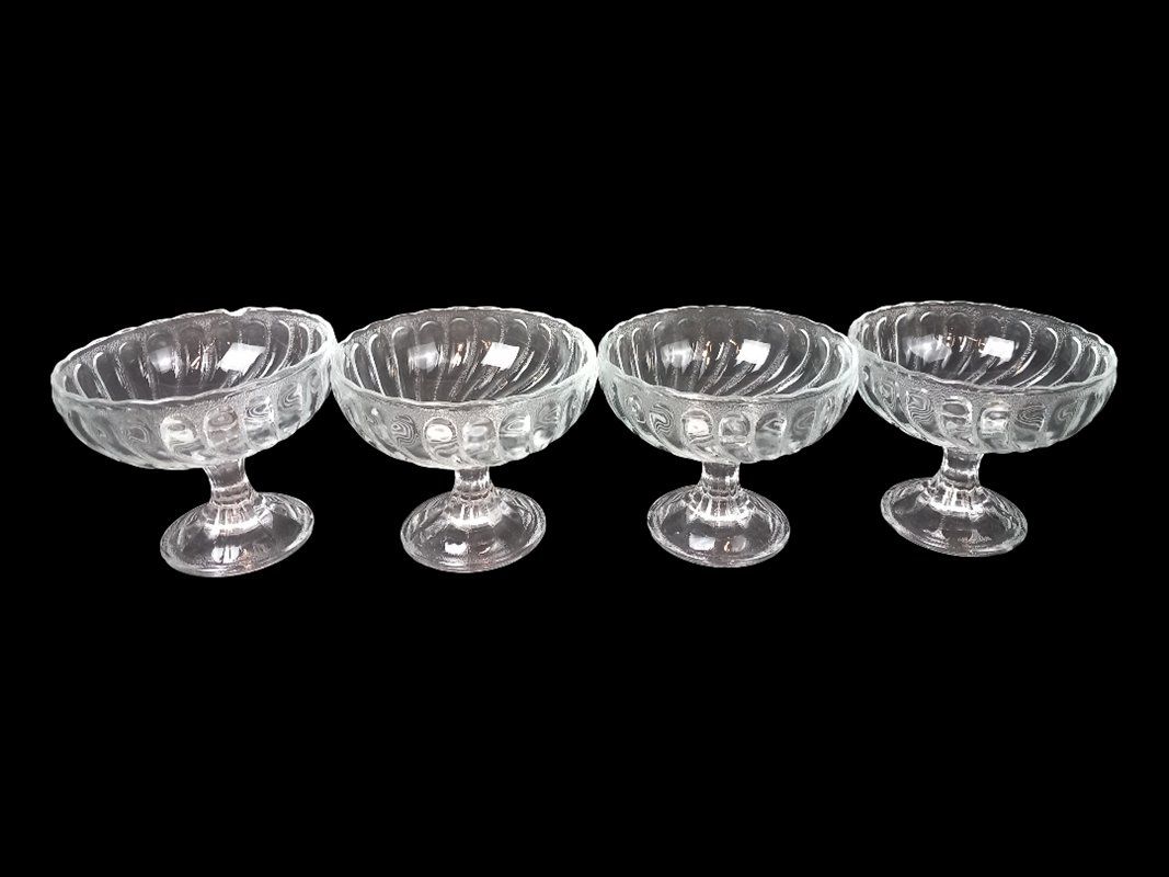 Bicchieri: Glasschalen (4 Stk.) – Usato da Hünenberg venduto da Restwert_Zug