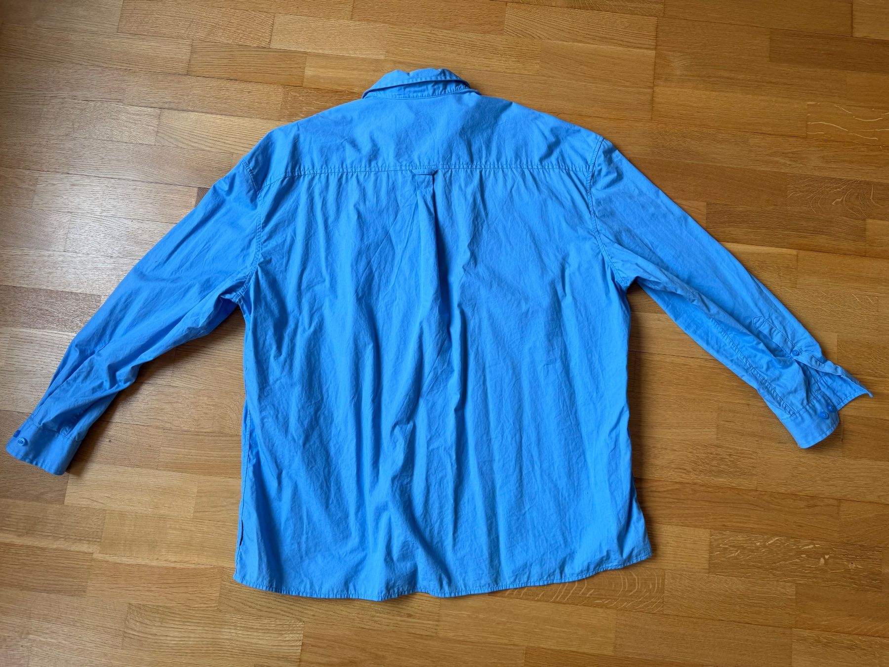 Hemden: Hellblaues Oversize Hemd – Gebraucht aus Zürich von Basilou98 3