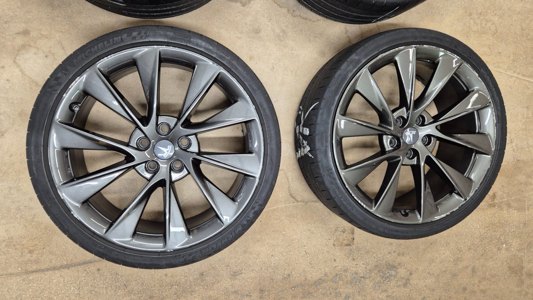 Tesla Pneumatici & Ruote complete: Tesla S Originalrad 21 Zoll – Usato da Schlieren venduto da Lemmangs 1