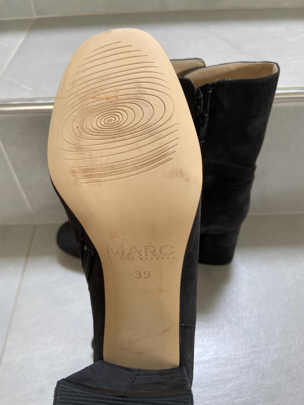 Scarpe da donna: Damenstiefel – Usato da Büsserach venduto da vimeco.43 7