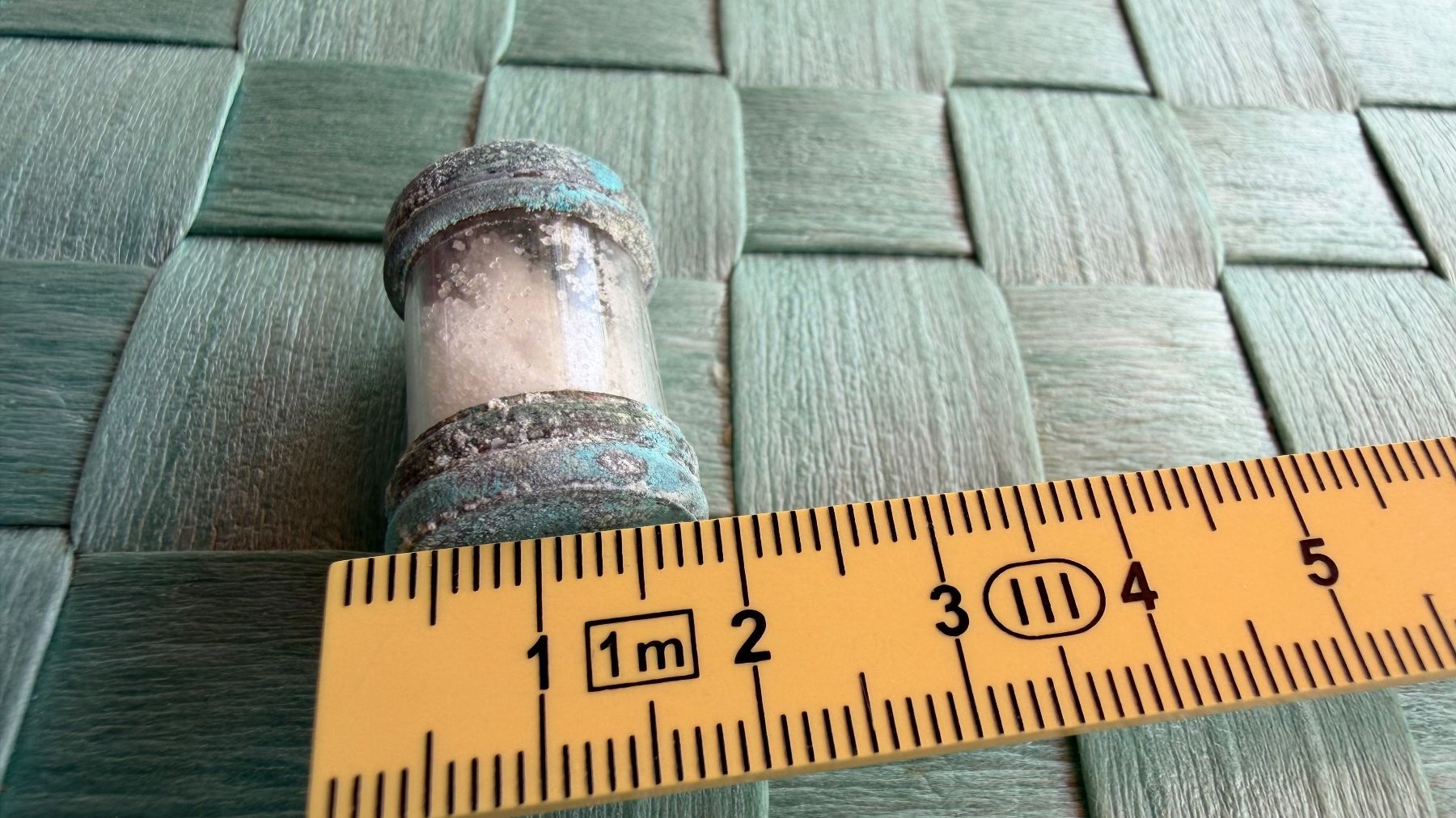 Case e mobili per bambole: Mini Zucker- oder Salz Dose, Puppenstube oder Sammlung, 3 cm – Usato da Egg b. Zürich venduto da Mogli93 5