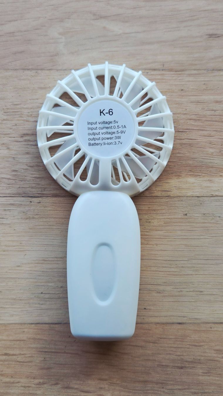 Ventilateurs: Ventilateur Rechargeable USB - Climatisation – Neuf (Voir description) à Riddes par flo_ngl8 2