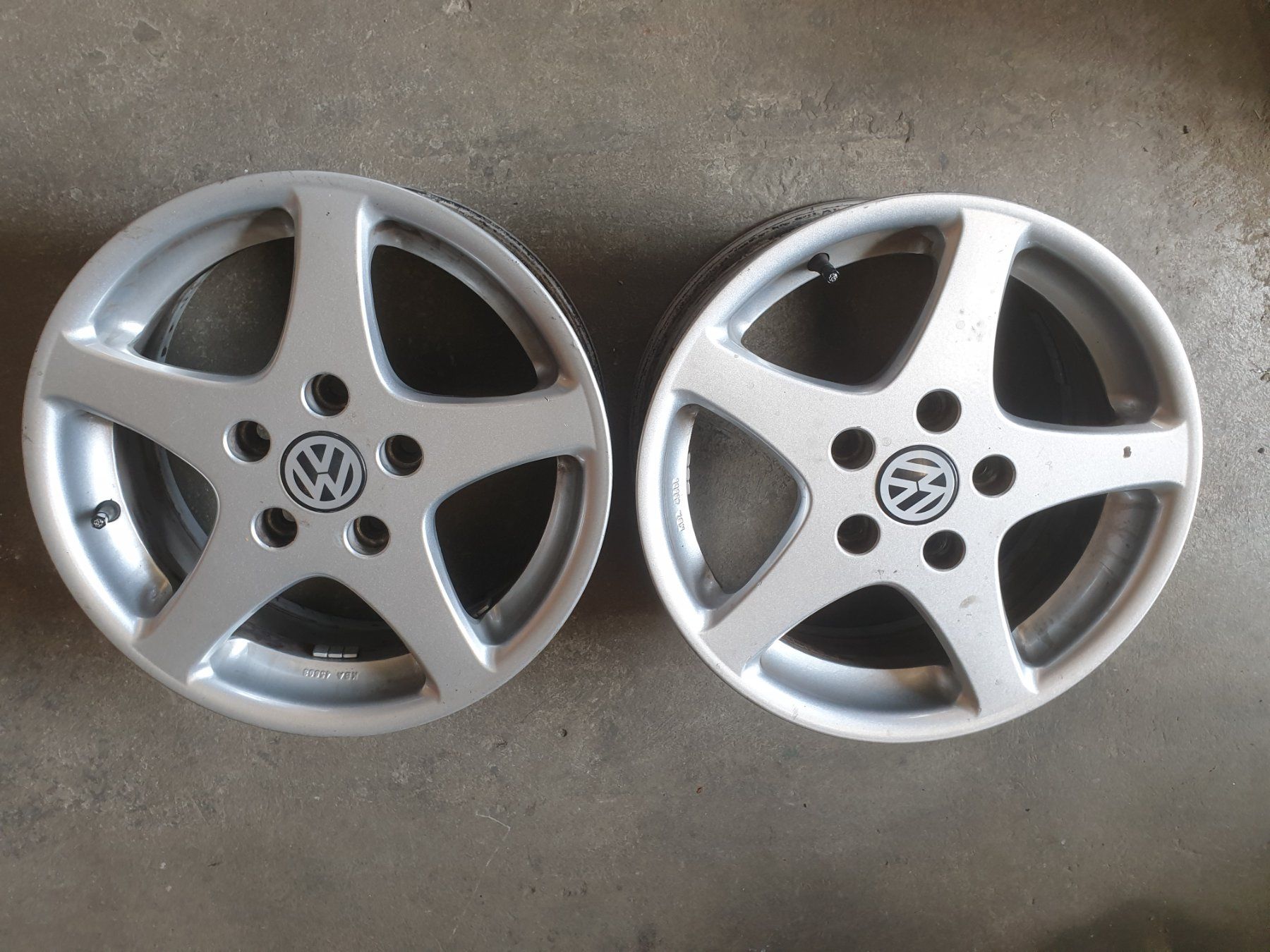 Volkswagen Cerchioni: 2 Stück Alufelgen – Usato da Grub AR venduto da motogeni