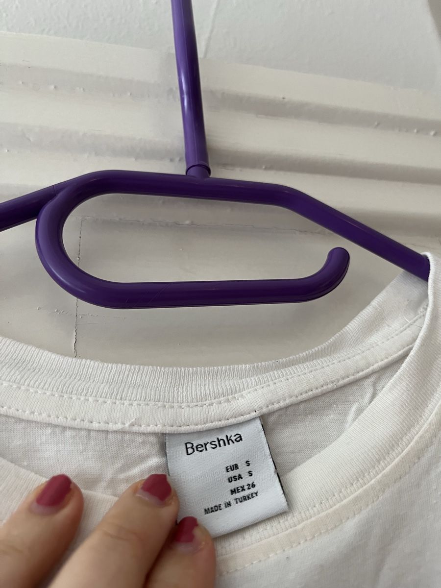 Bershka T-shirt: Holiday Shirt – Nuovo (secondo la descrizione) da Zürich venduto da Closetbesties 1
