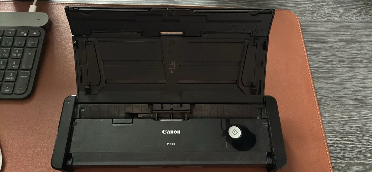 Canon Scanner: Canon imageFORMULA P-150 kompakt Scanner – Usato da Ziegelbrücke venduto da D_ZH 1