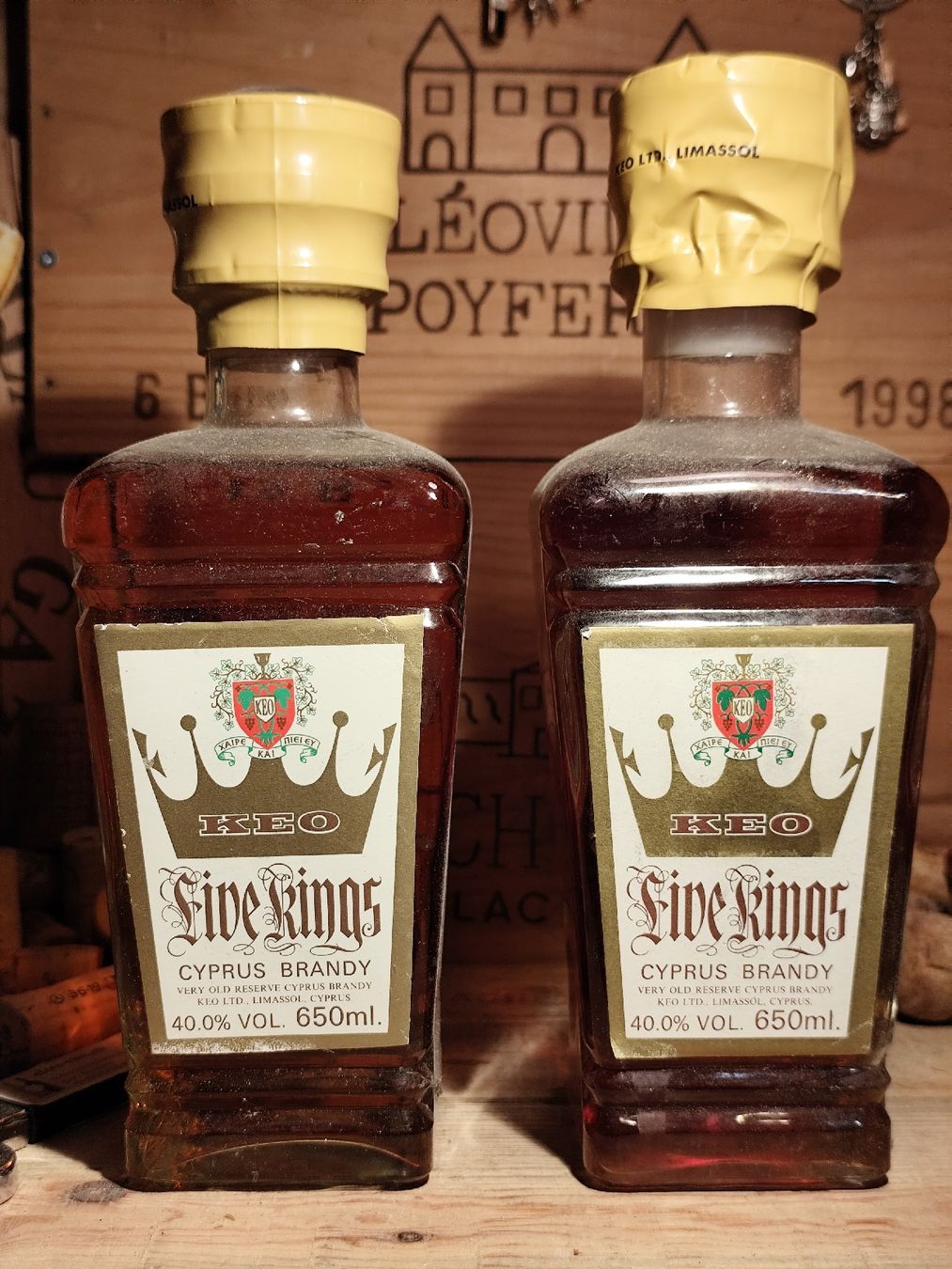 Bevande alcoliche: 2x Five Kings Cyprus Brandy  – Nuovo e nell'imballaggio originale da Büsserach venduto da Vintage-vins