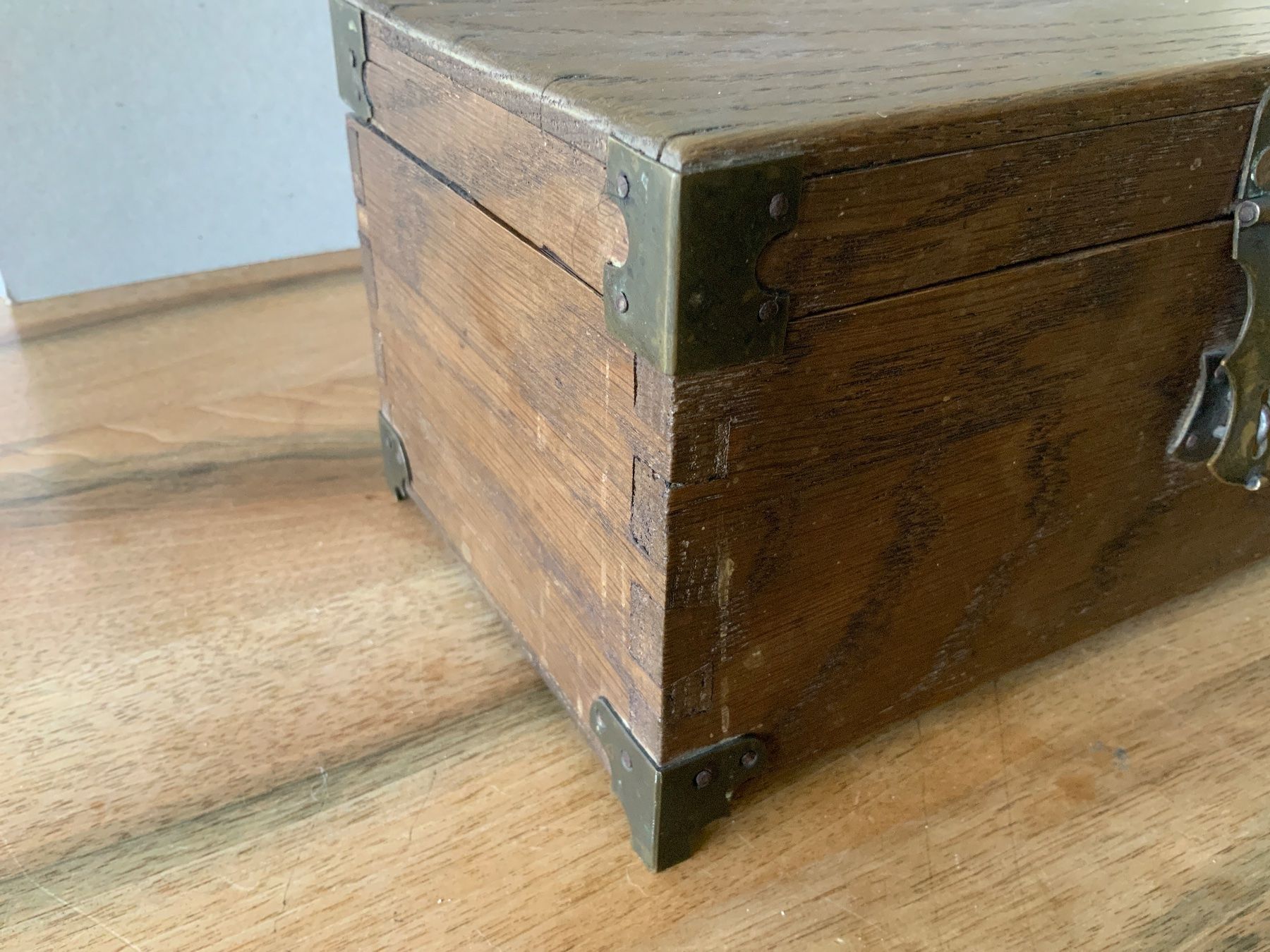 Cassapanche: Kleine alte Holztruhe – Usato da Stans venduto da eb53 8