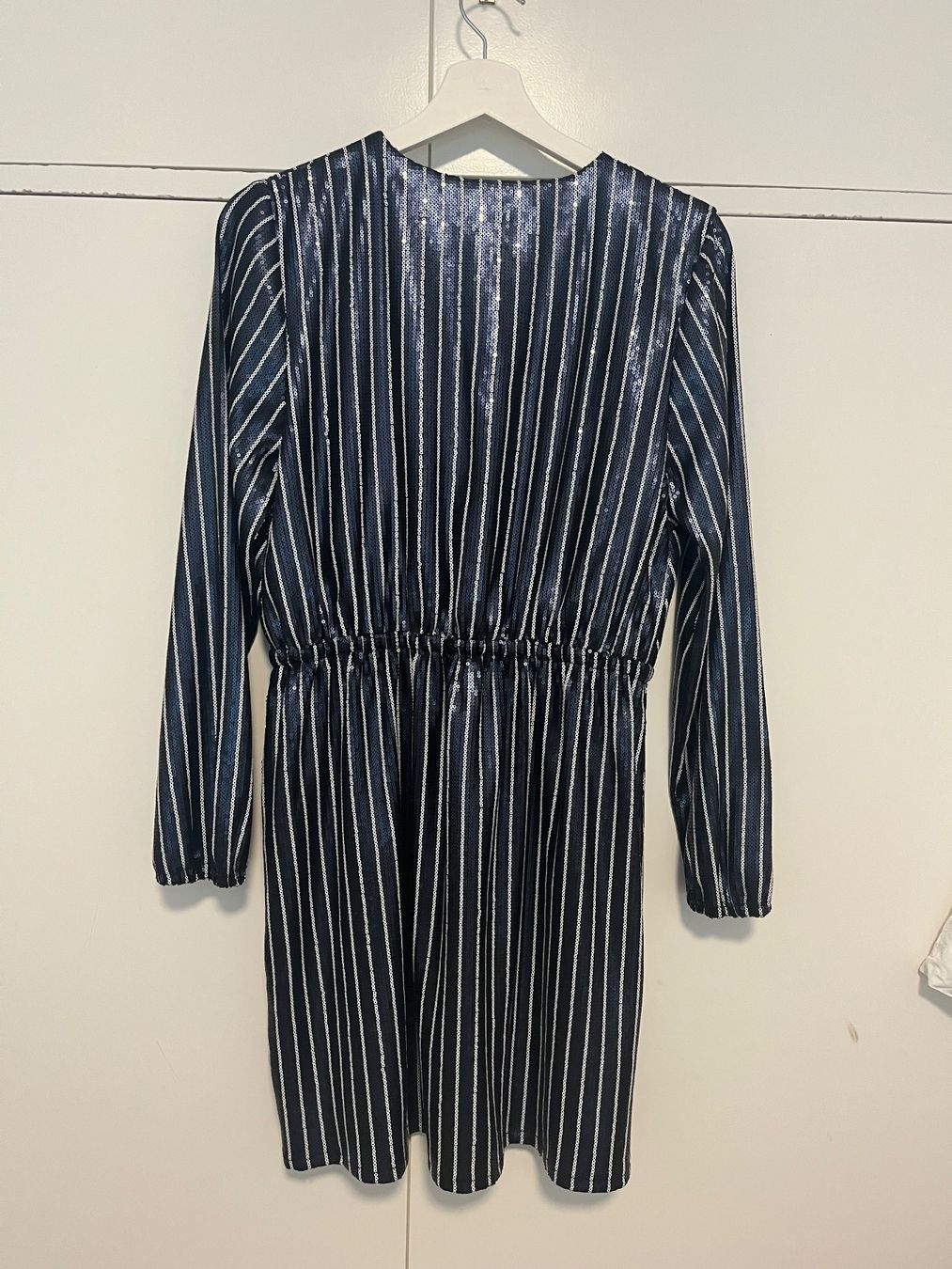 Vestiti: Short Dress with Sequins - Size M – Usato da Zürich venduto da Lokke.s 2