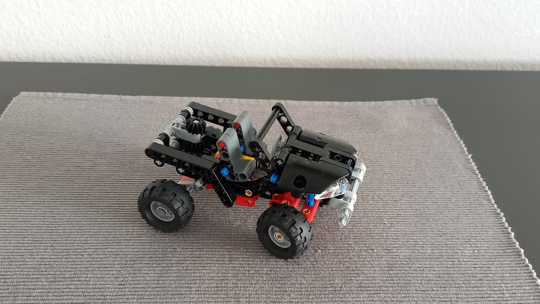 Lego Giocattoli: Lego Technics 8068 und 8066 – Usato da Emmenbrücke venduto da poros221 3