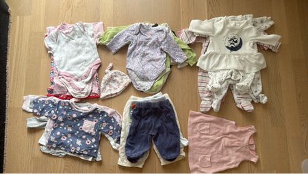 Süsses Baby Kleiderpaket Mädchen 50-56