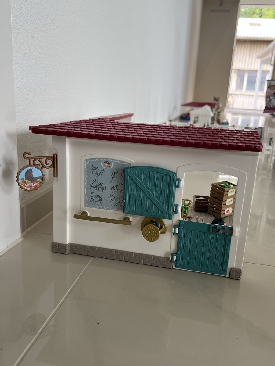 Schleich Jouets: Schleich Shop  – D'occasion à Dietwil par sarn 3