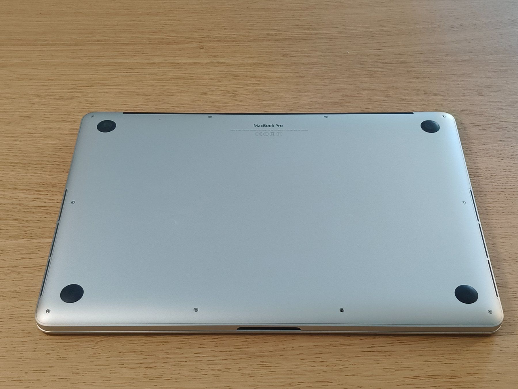Apple Notebook: MacBook Pro 15" - A1398 - SSD - GeForce - i7 - OS Ventura – Usato da Zürich venduto da DonBodo 4