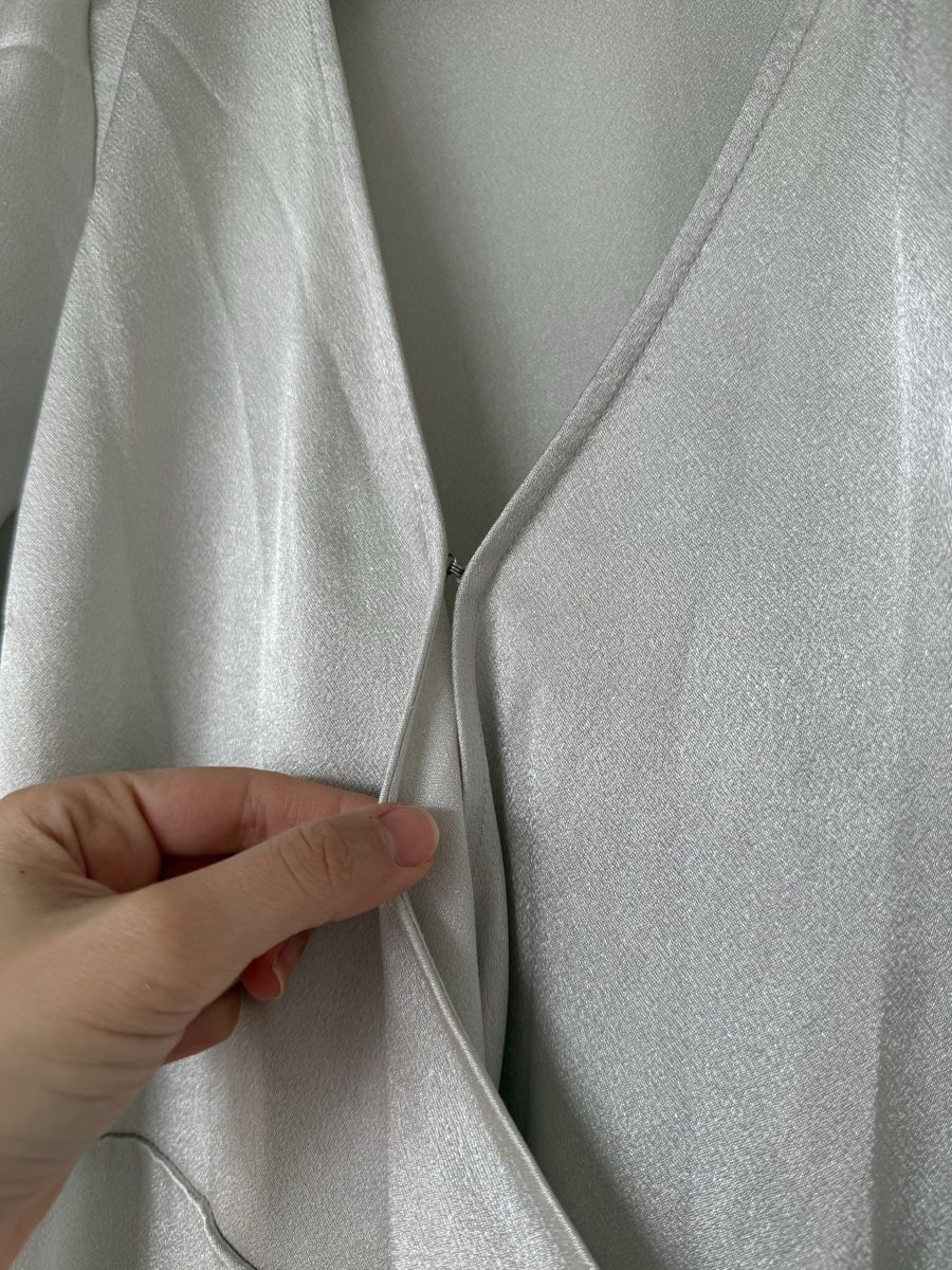 Robes: Robe ENVII – D'occasion à Monthey par sen_6ckr 2