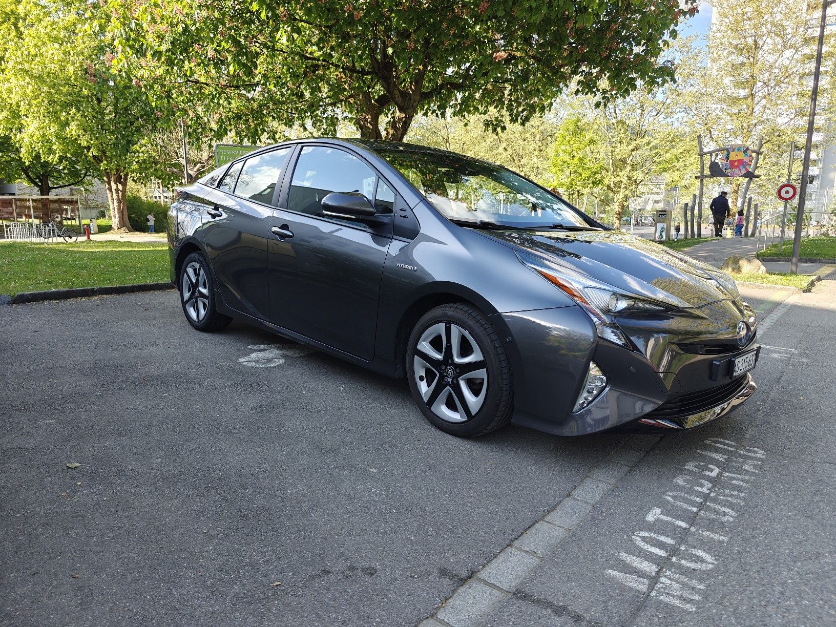 Toyota Automobili: Toyota Prius 1.8 Sol. Premium ab 1.- – Usato da Neuenhof venduto da llu_mwd6 4