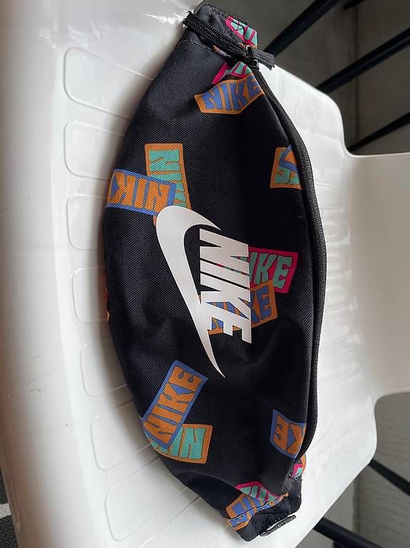 Taschen: NIKE HERITAGE BAG-SCHÖÖNNEE!!! – Gebraucht aus Uster von dej_8dlb