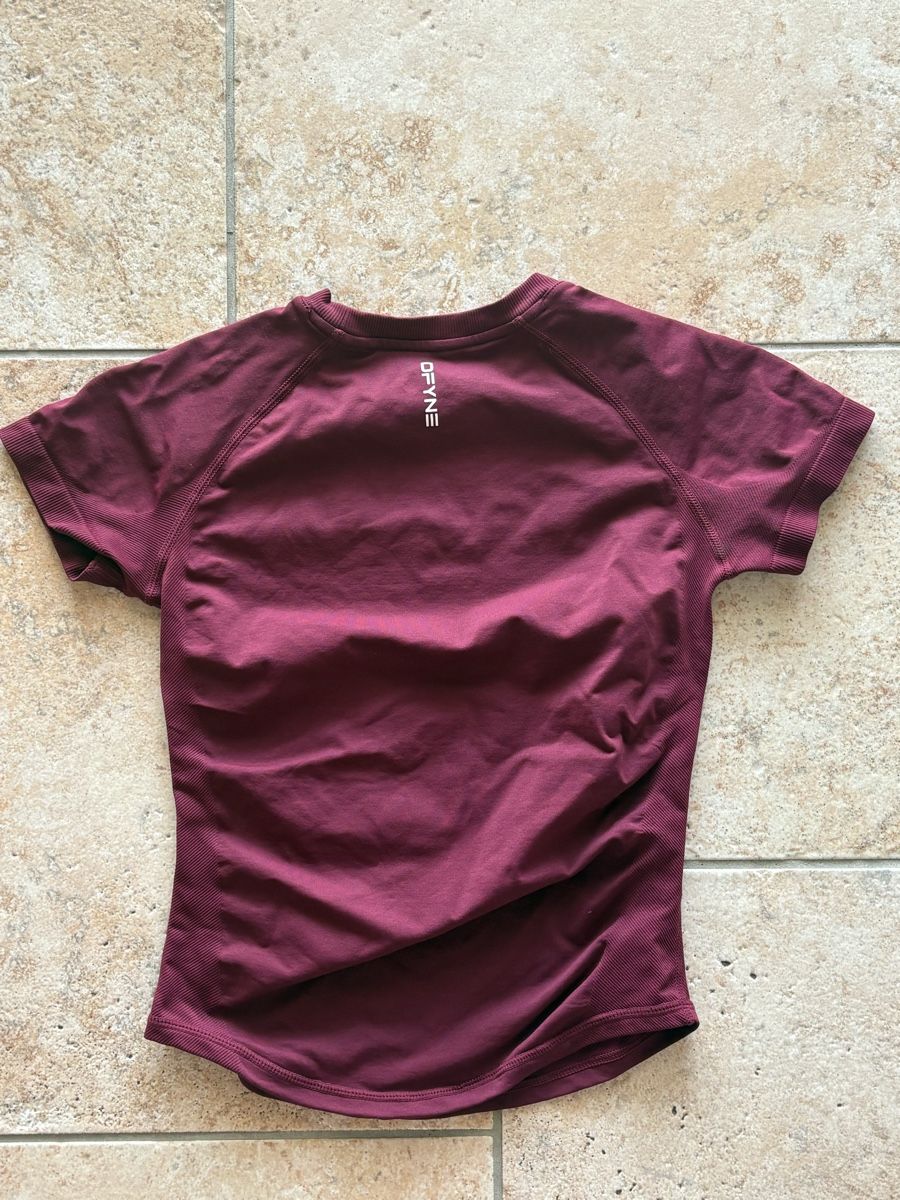 T-Shirts: Dfyne impact short sleeve top – Neu (gemäss Beschreibung) aus St-Prex von Chiaralop 1
