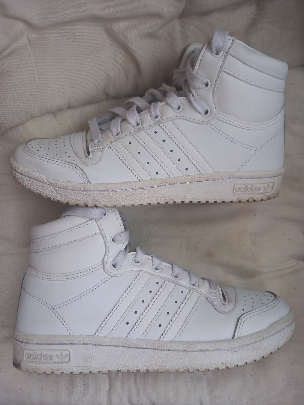 Adidas Damenschuhe: Adidas Top Ten Gr. 38 1/3 weiss – Gebraucht aus Zürich von Veramone