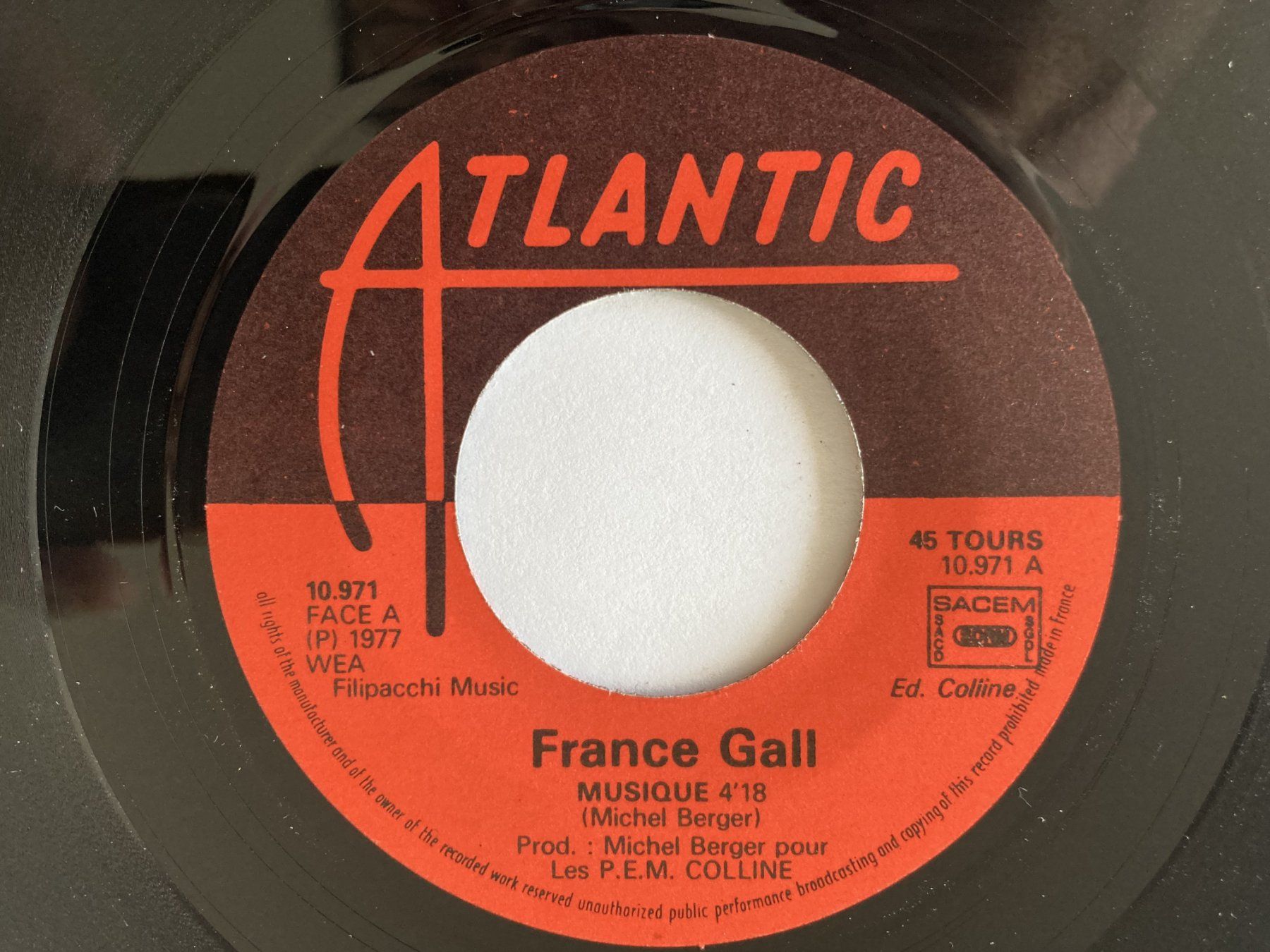 Vinyles: FRANCE GALL - MUSIQUE – D'occasion à Bottens par hotter-than-hell 2