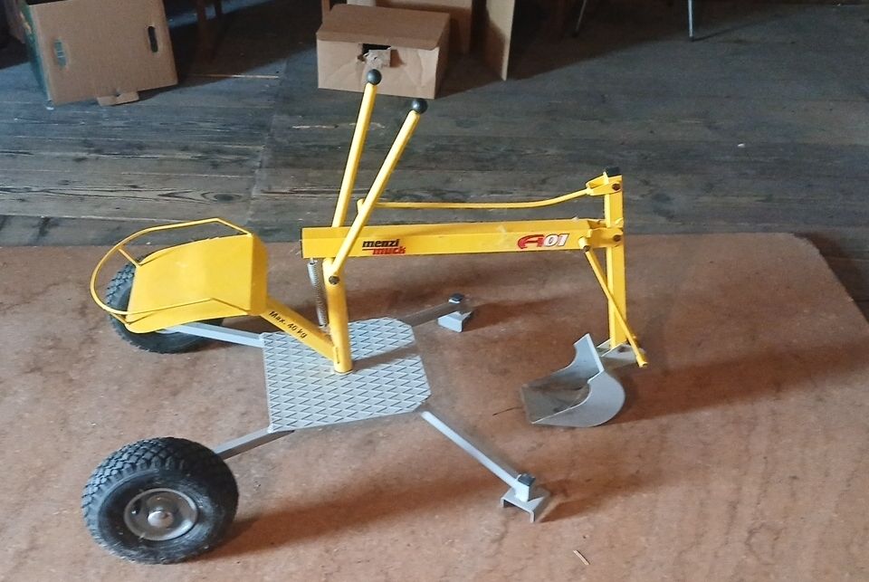 Menzi Muck Excavateurs: Spielzeug Bagger  – D'occasion à Ettenhausen TG par Daniel990