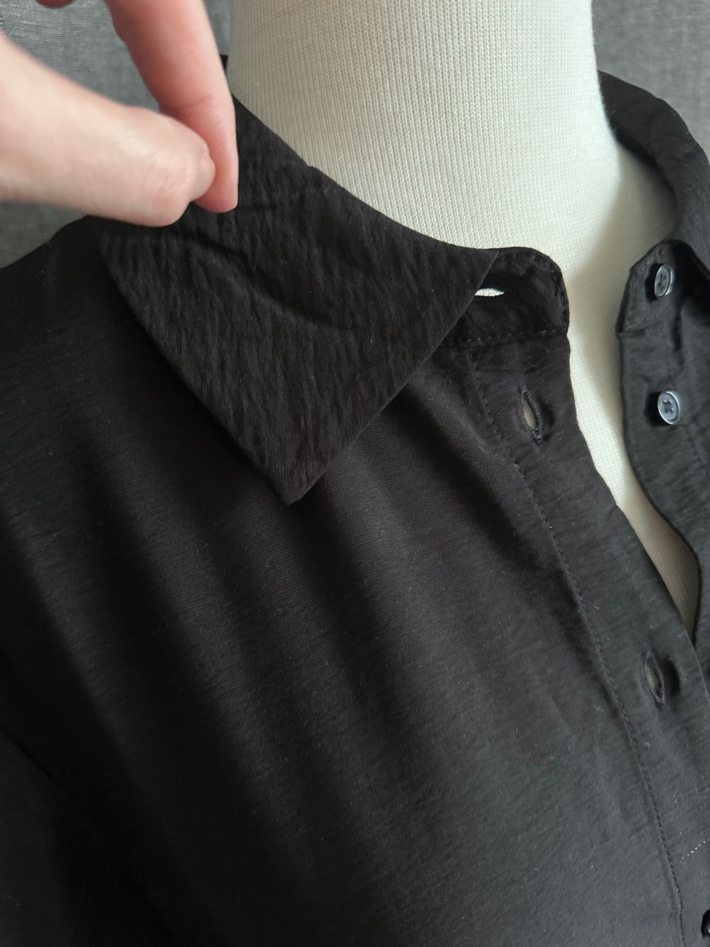 Vero Moda Vestiti: Elegantes Blusenkleid – Nuovo e nell'imballaggio originale da Uitikon Waldegg venduto da MGC 5