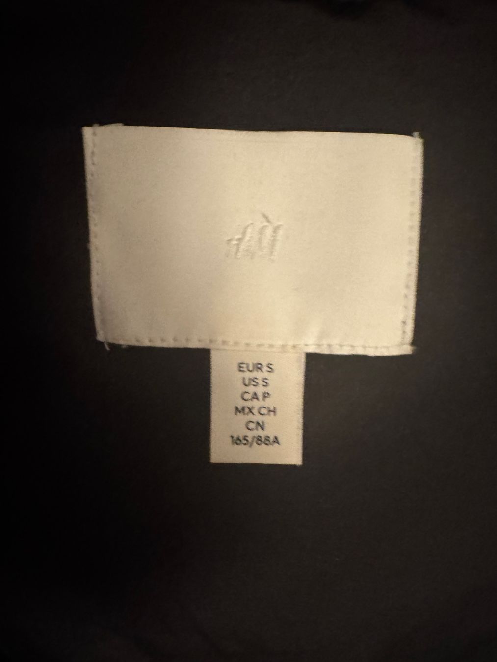 H&M Giacche: H&M Pufferjacke mit Kapuze – Usato da Obfelden venduto da cesarina10 3