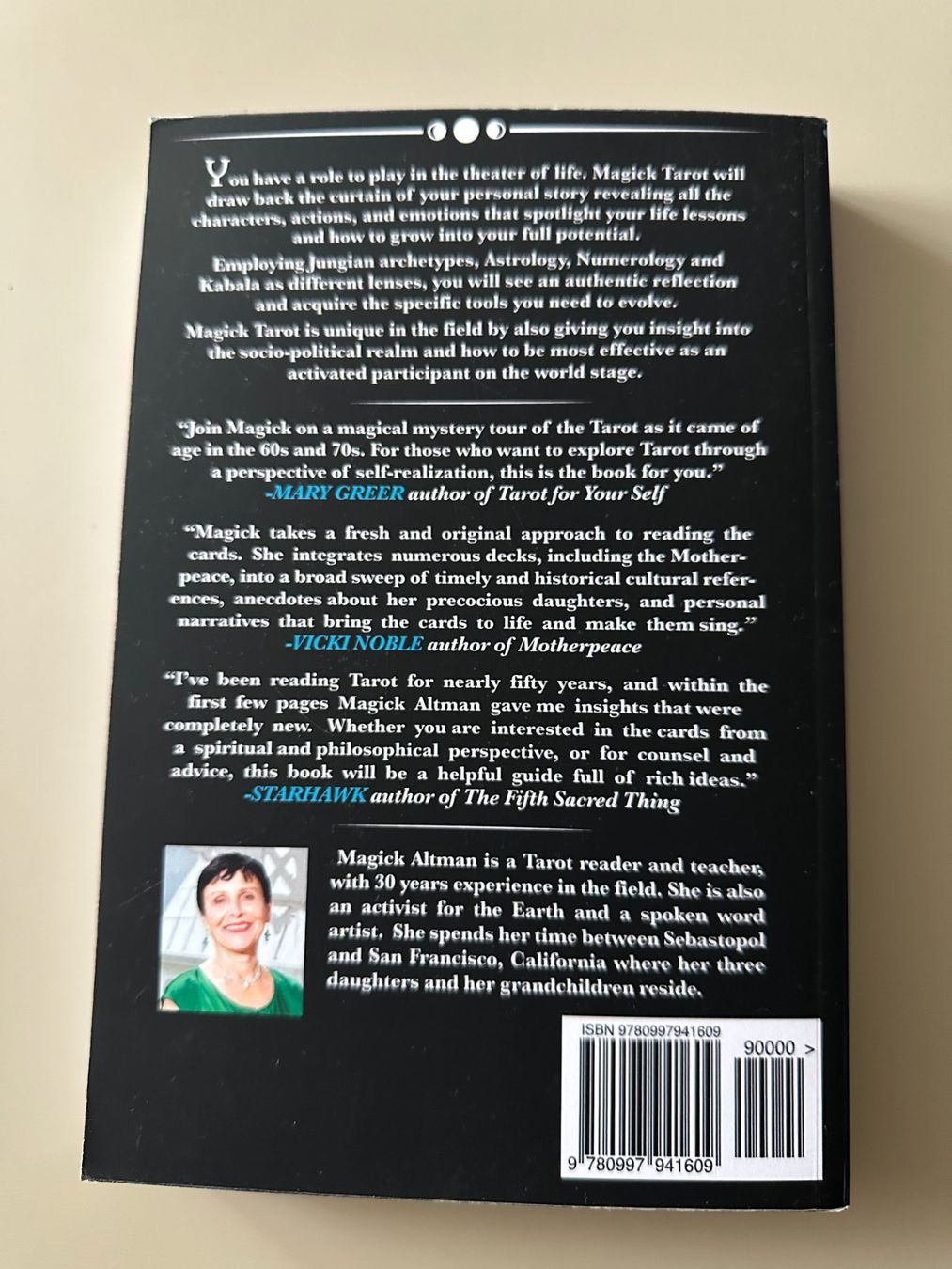 Bücher: Magick Tarot: A Journey of Self-Realization – Gebraucht aus Zürich von giga82 4