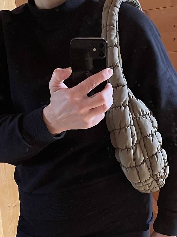 Taschen: COS Tasche – Gebraucht aus Speicher von nsw_vcg9
