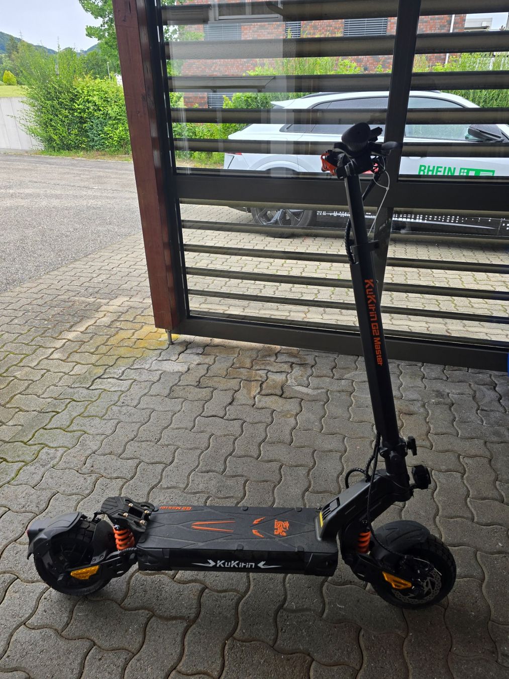 Veicoli elettrici: E-Scooter Neuzustand 1xgebraucht – Usato da Lostorf venduto da Marrer96