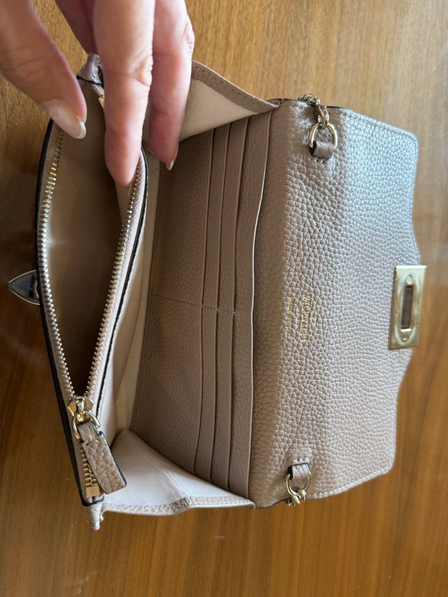 Borse da donna: Valentino Rockstud wallet on chain/clutch – Usato da Zollikon venduto da sba_5tf2 4