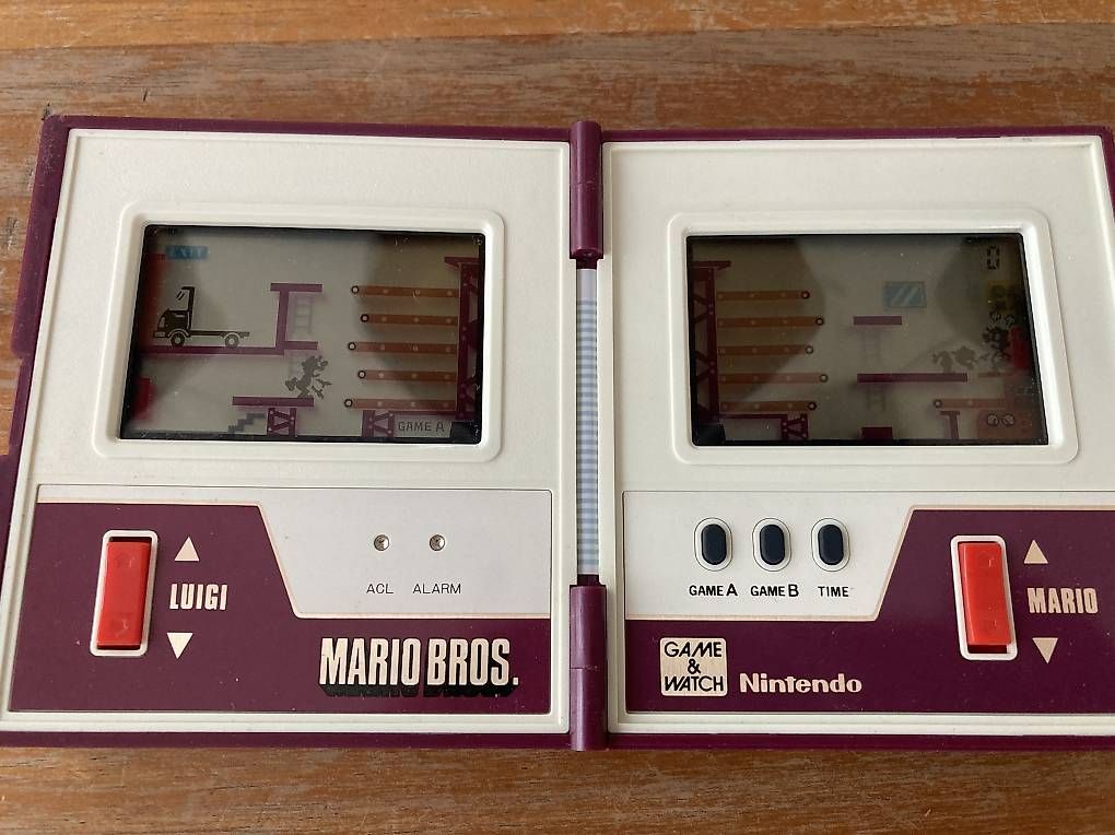 Slot Machine: Nintendo Mario Bros 1980 – Usato da Biel/Bienne venduto da Storck1 2