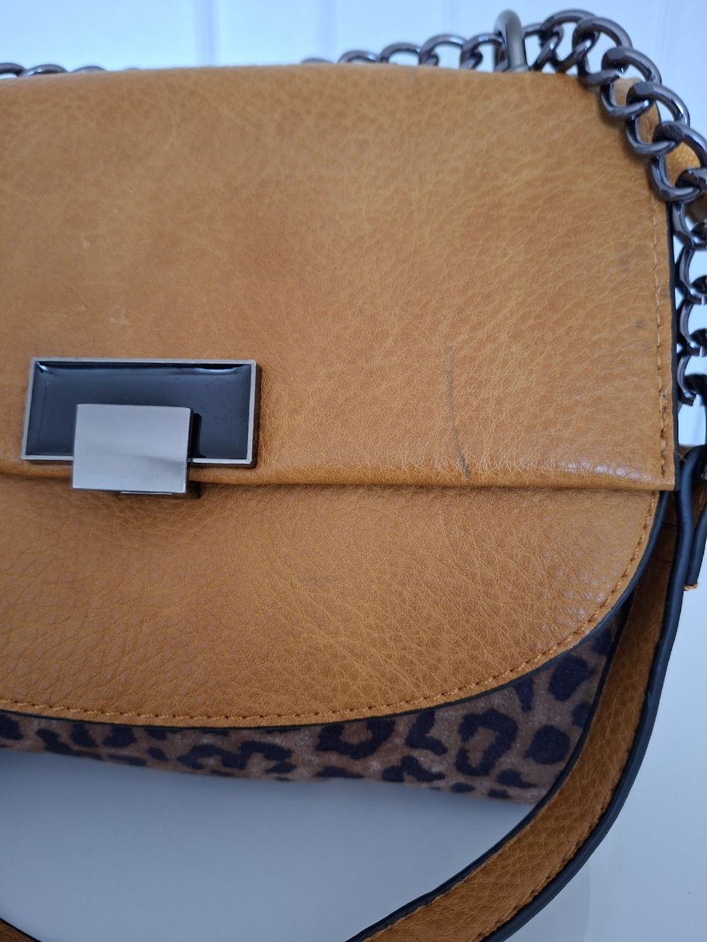 Borse da donna: Sac Bandoulière Léopard Camel Chaîne – Usato da Lutry venduto da Sim_Sta 7
