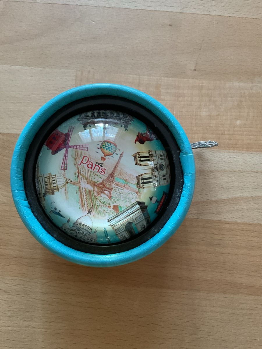 Spieldosen: Musikdose Sous le ciel de Paris – Neu und originalverpackt aus Wil ZH von RiccardaWegmann 2