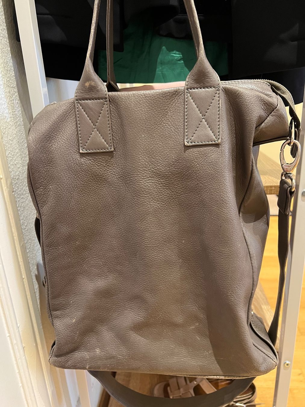 Kleinbasel Borse da donna: kleinbasel by Tanja Klein graue Tasche Big – Usato da Basel venduto da gletscher69 4